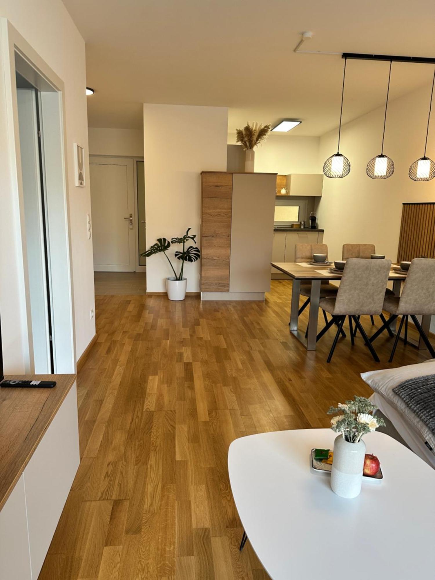 Ferienwohnung Harmony Living - 10 Min To Graz Lassnitzhoehe Exterior foto